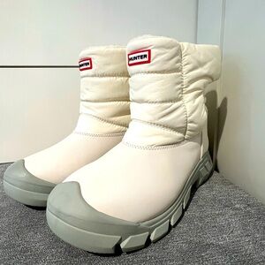 Hunter Kids Boots in White and Gray